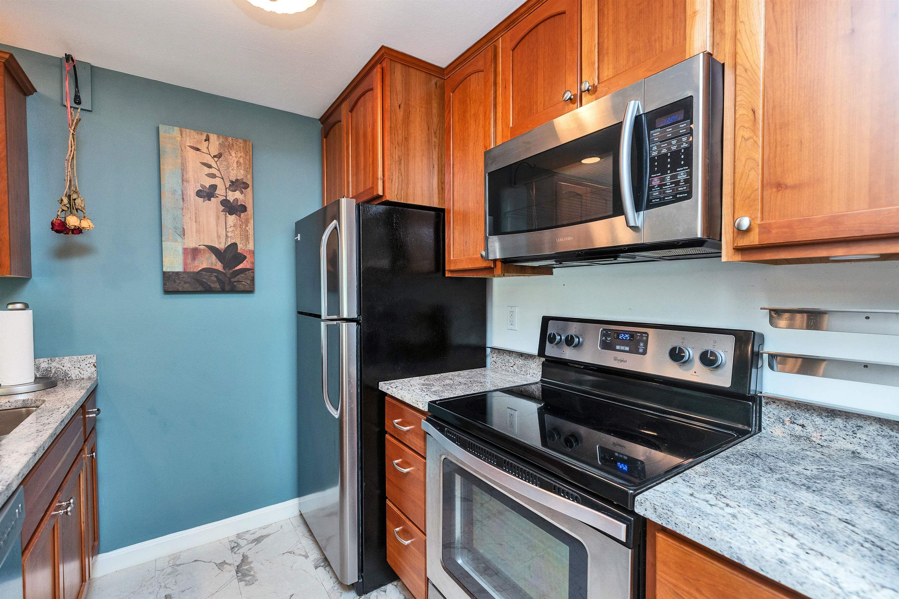 Stratham, New Hampshire 03885, United States, 1 Bedroom Bedrooms, ,1 BathroomBathrooms,Residential,Active,170091