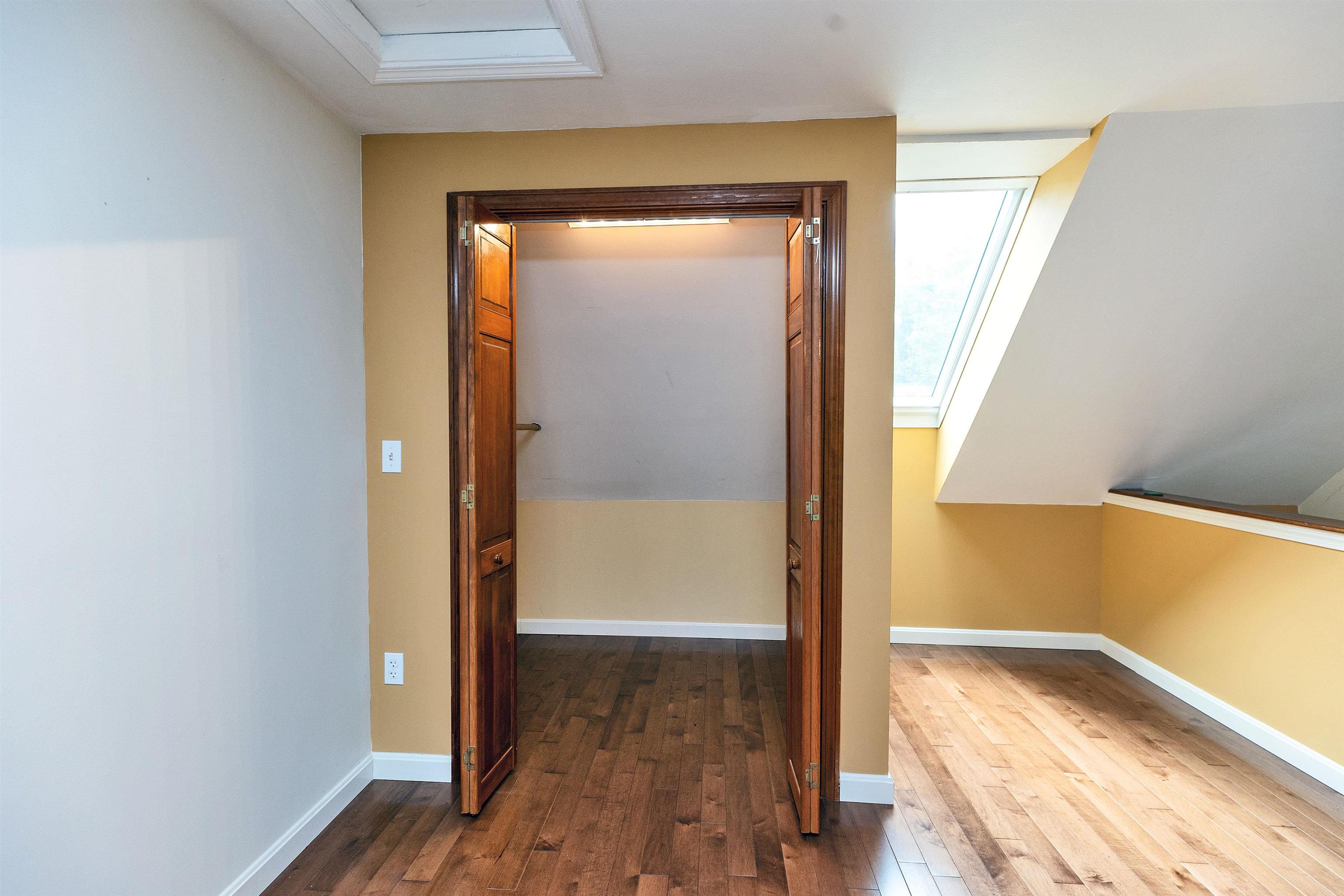 Stratham, New Hampshire 03885, United States, 1 Bedroom Bedrooms, ,1 BathroomBathrooms,Residential,Active,170091