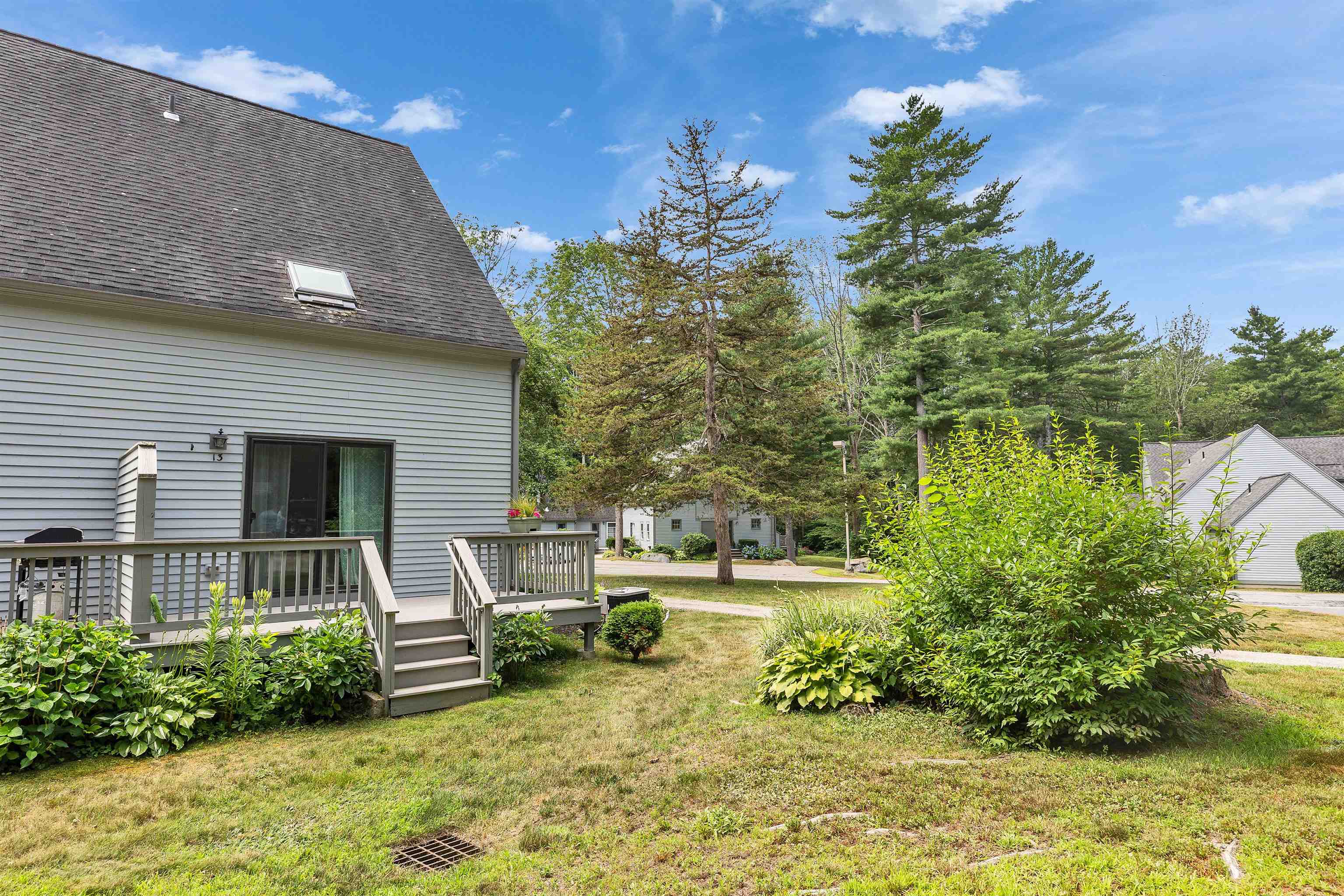 Stratham, New Hampshire 03885, United States, 1 Bedroom Bedrooms, ,1 BathroomBathrooms,Residential,Active,170091