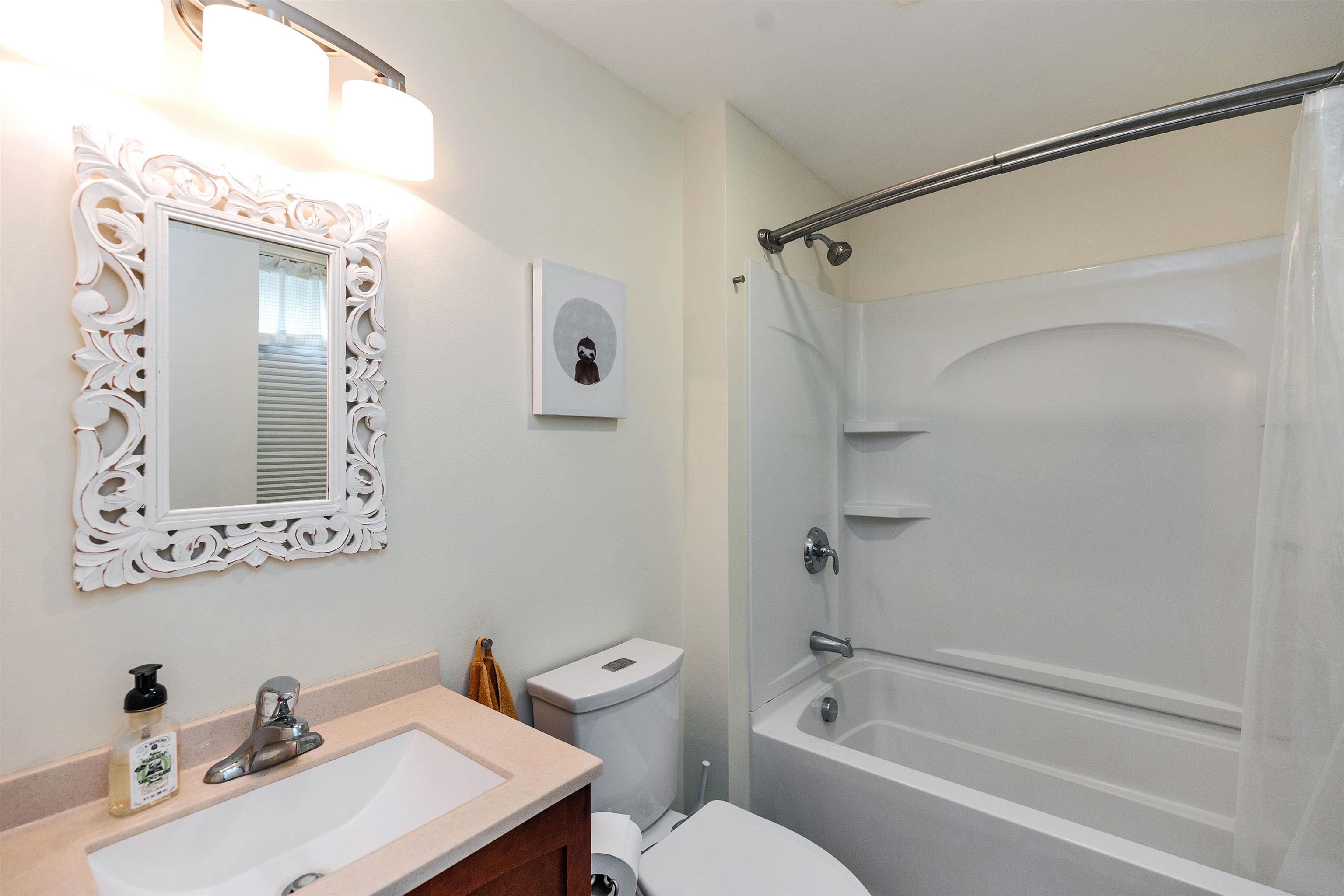 Stratham, New Hampshire 03885, United States, 1 Bedroom Bedrooms, ,1 BathroomBathrooms,Residential,Active,170091