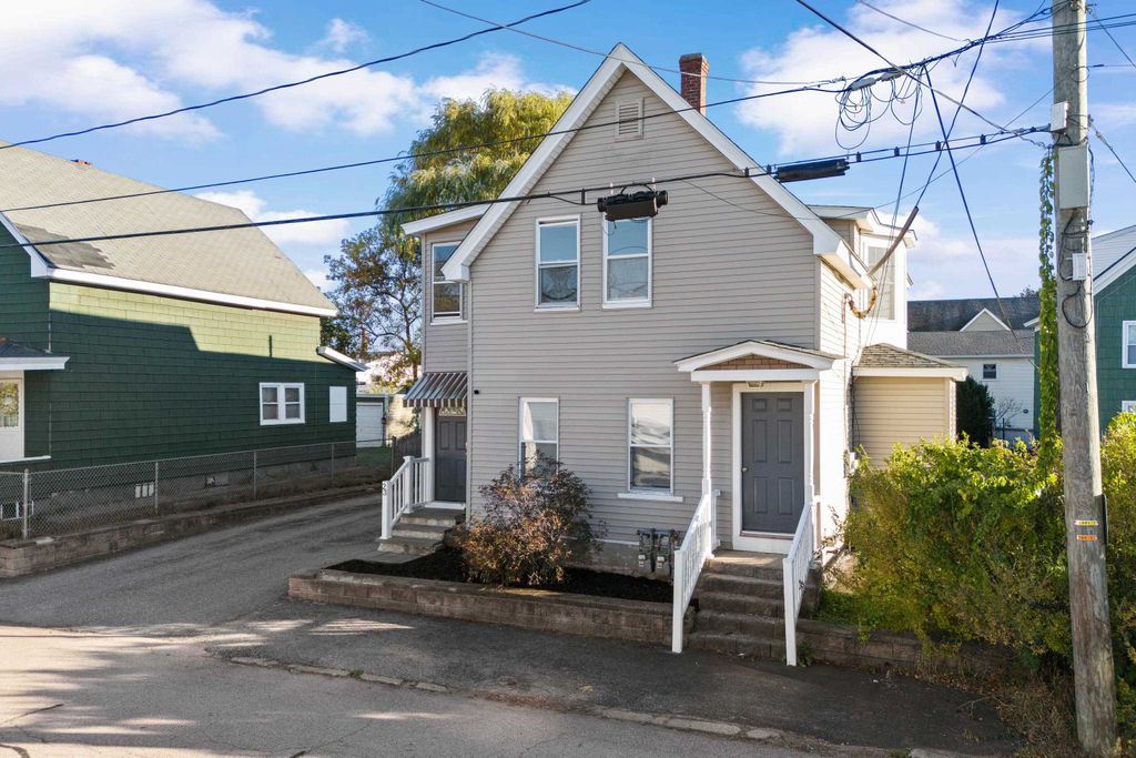 Photo of 23 Plummer Street, Manchester, NH 03103 (MLS # 5066935)