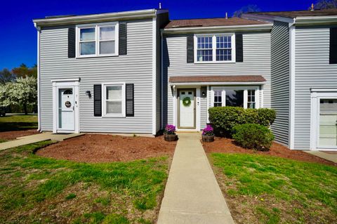 Photo of 5 Boulder Way, Merrimack, NH 03054 (MLS # 5088850)