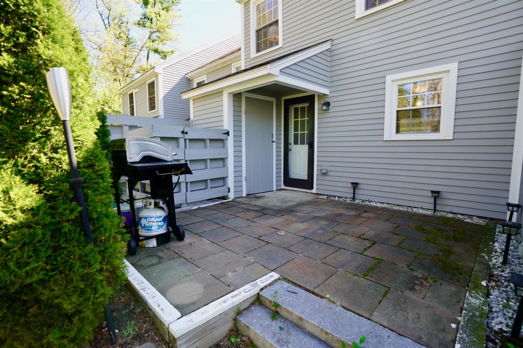 Photo of 5 Boulder Way, Merrimack, NH 03054 (MLS # 5088850)