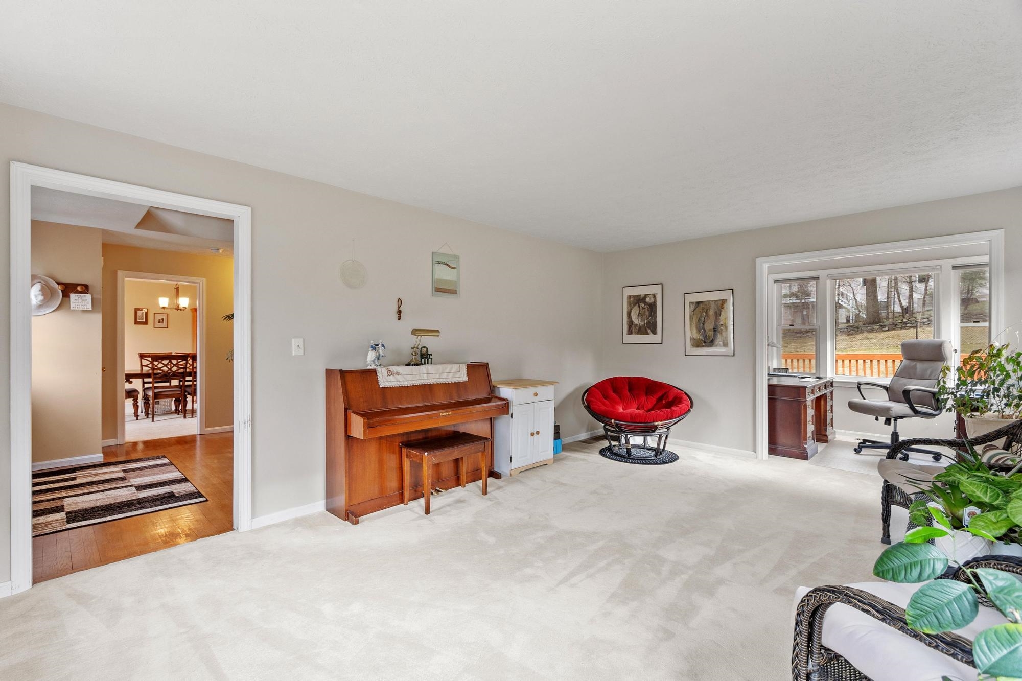 17 Bicentennial Drive