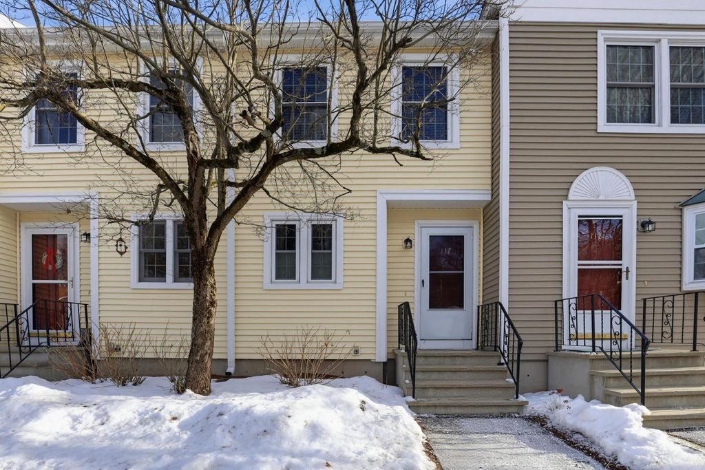 Photo of 117 Fox Hollow Way, Manchester, NH 03104 (MLS # 5072992)