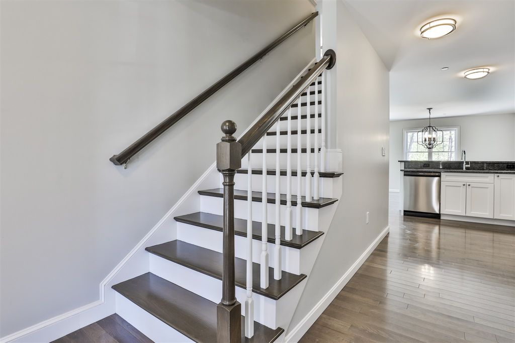 Photo of 181 Knollwood Way, Manchester, NH 03102 (MLS # 5072753)