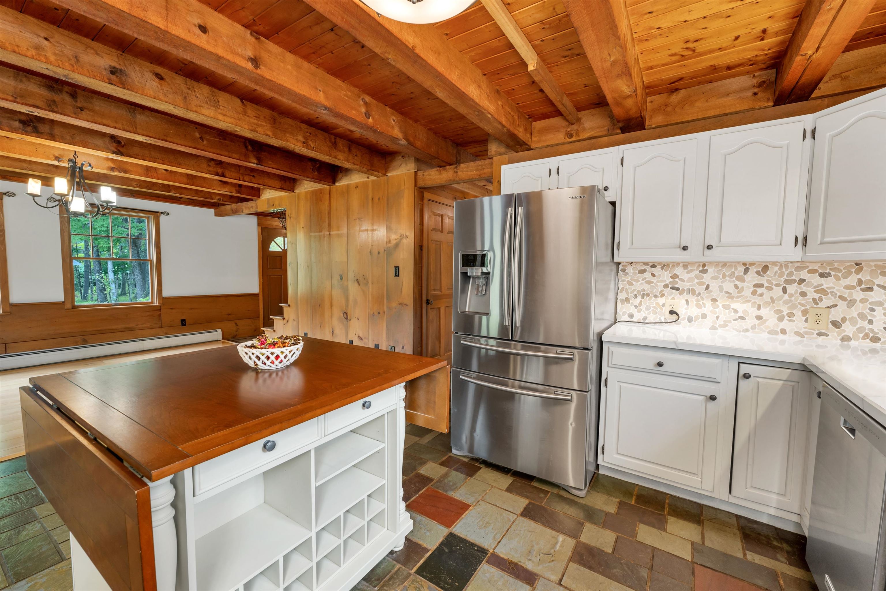 Hopkinton, New Hampshire 03229, United States, 3 Bedrooms Bedrooms, ,2 BathroomsBathrooms,Residential,Active,162195