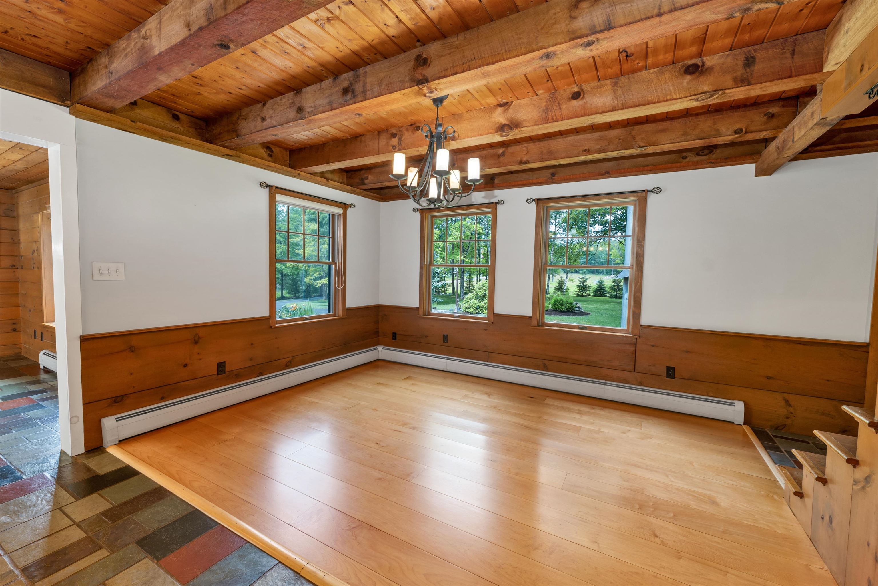 Hopkinton, New Hampshire 03229, United States, 3 Bedrooms Bedrooms, ,2 BathroomsBathrooms,Residential,Active,162195