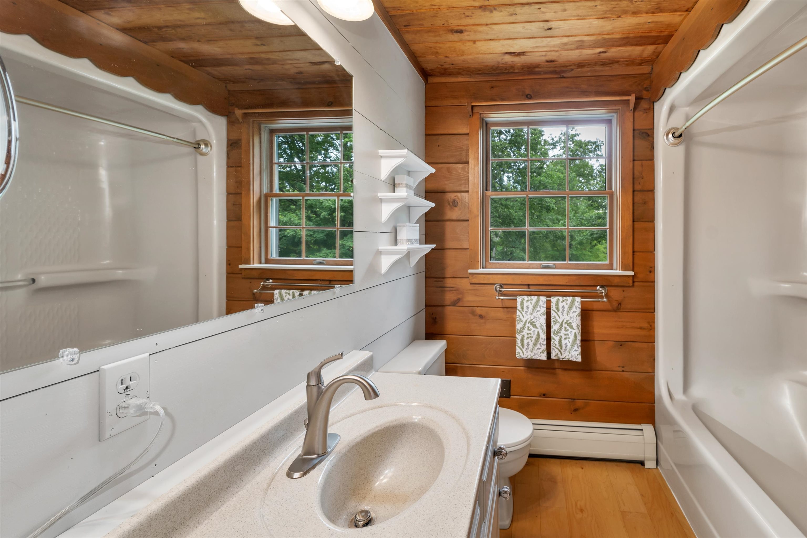 Hopkinton, New Hampshire 03229, United States, 3 Bedrooms Bedrooms, ,2 BathroomsBathrooms,Residential,Active,162195