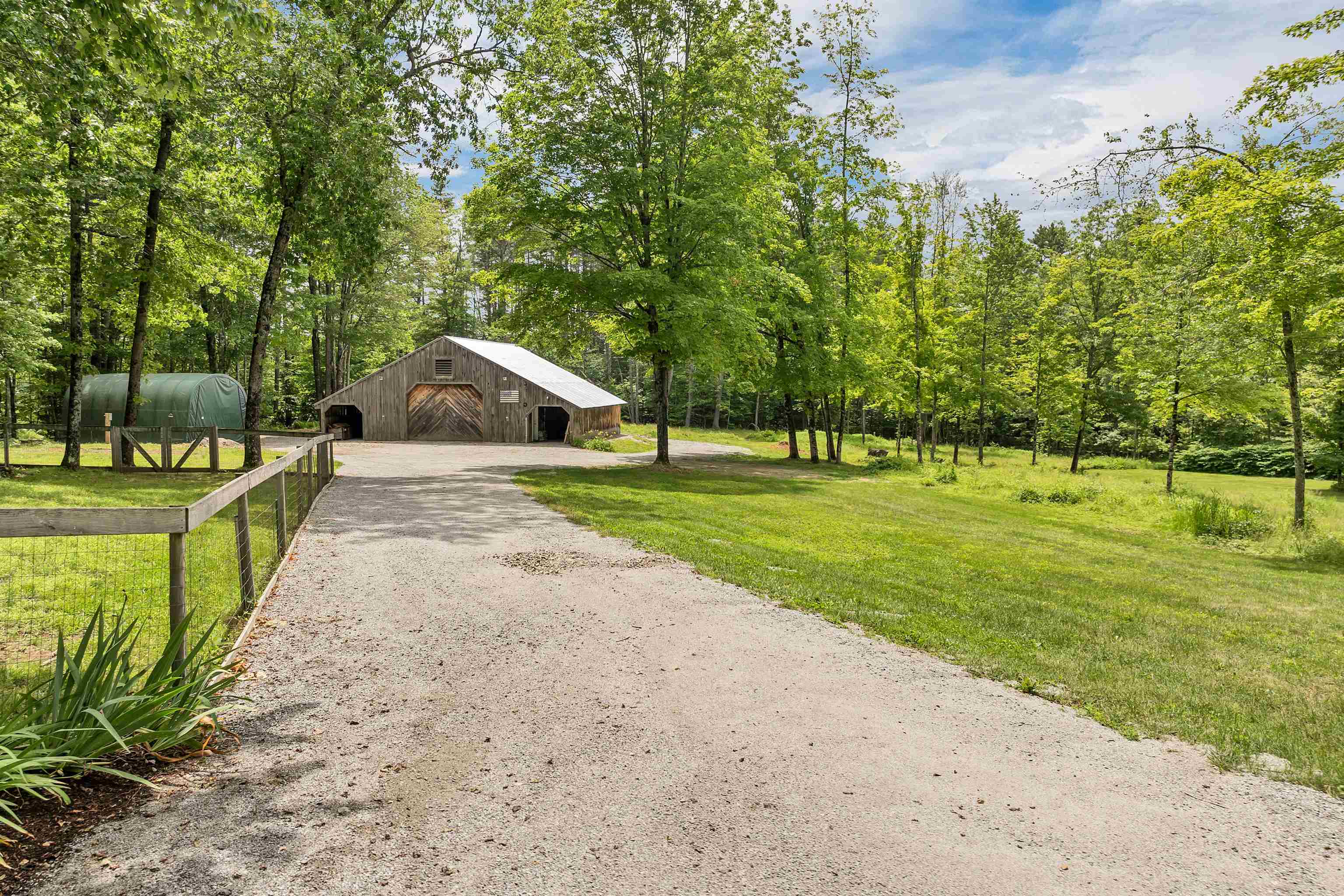 Hopkinton, New Hampshire 03229, United States, 3 Bedrooms Bedrooms, ,2 BathroomsBathrooms,Residential,Active,162195