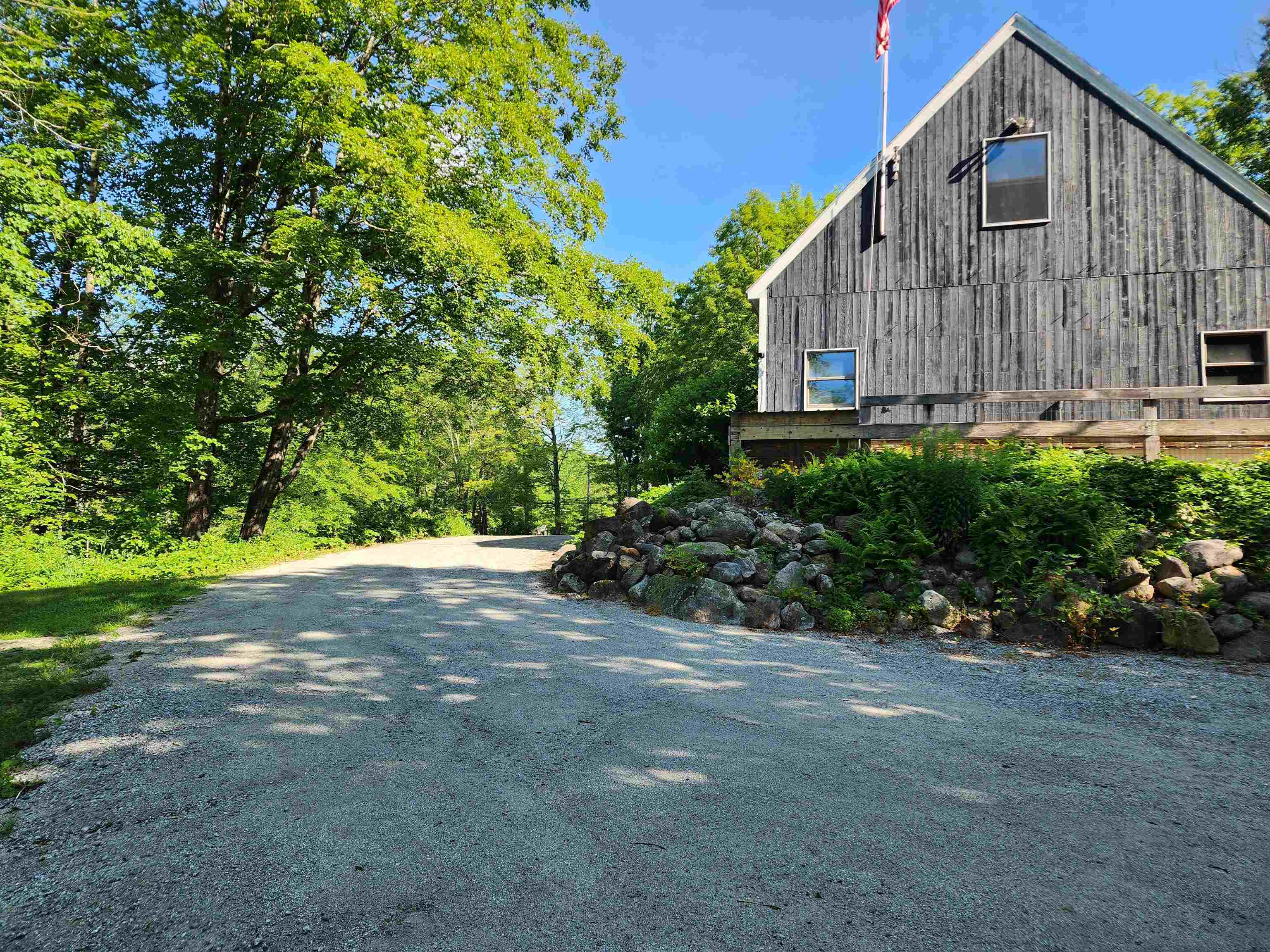 Hopkinton, New Hampshire 03229, United States, 3 Bedrooms Bedrooms, ,2 BathroomsBathrooms,Residential,Active,162195