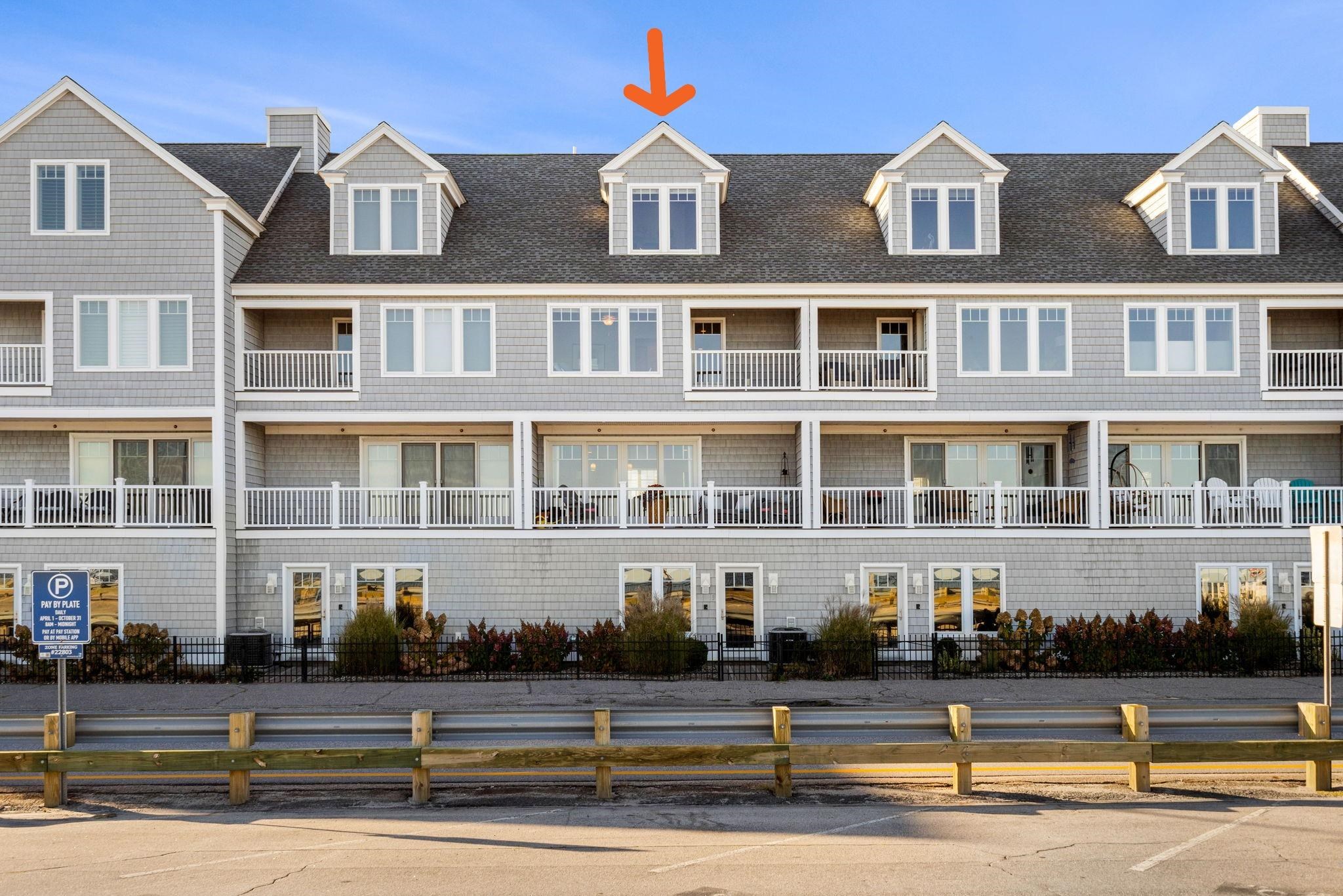375 Ocean Boulevard 3
