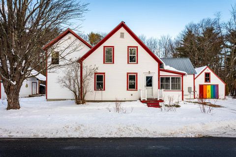 Photo of 58 Sidetrack Road, Conway, NH 03860 (MLS # 5071763)
