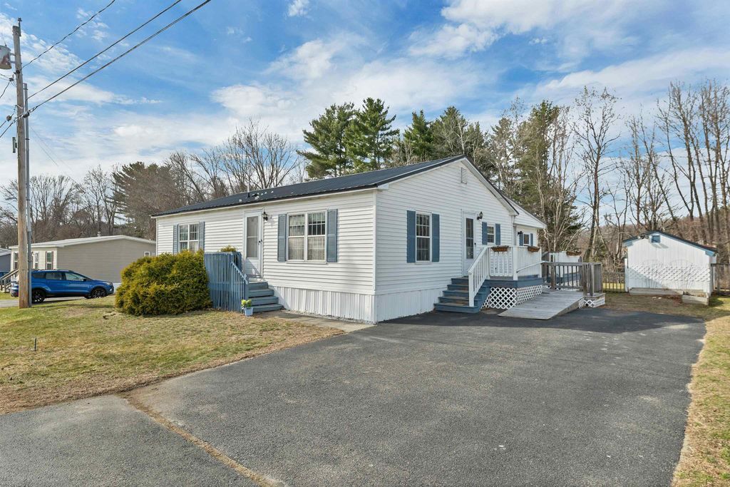 Photo of 11 A Street, Seabrook, NH 03874 (MLS # 5081522)