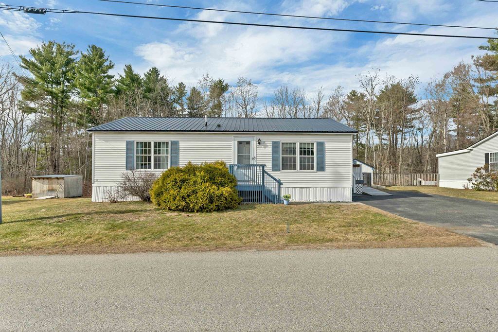 Photo of 11 A Street, Seabrook, NH 03874 (MLS # 5081522)