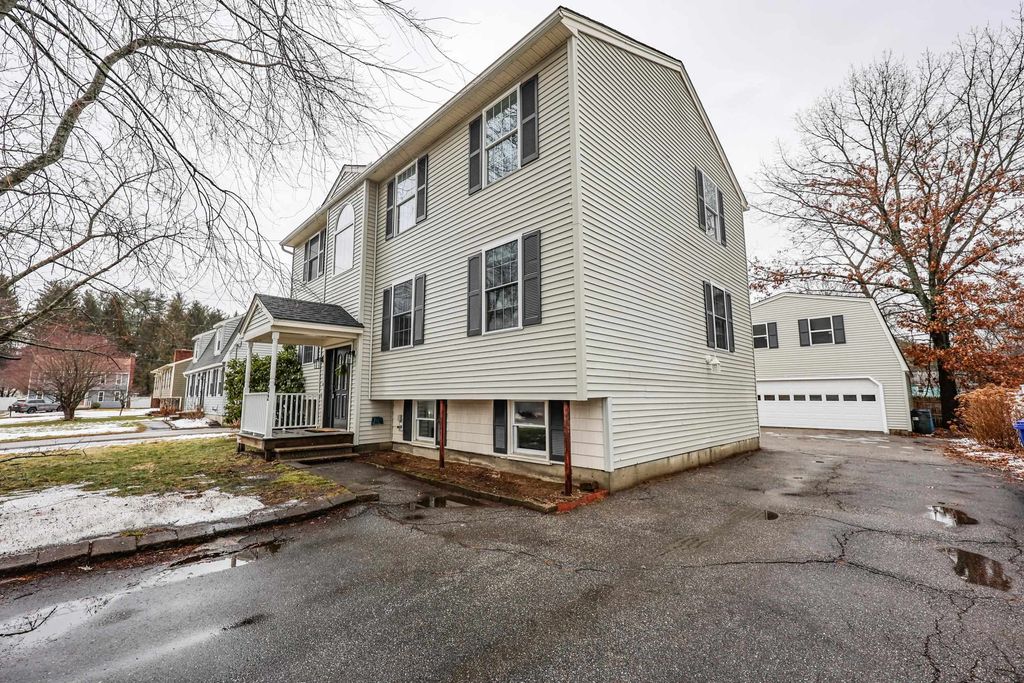 Photo of 92 Roseanne Lane, Manchester, NH 03103 (MLS # 5072443)
