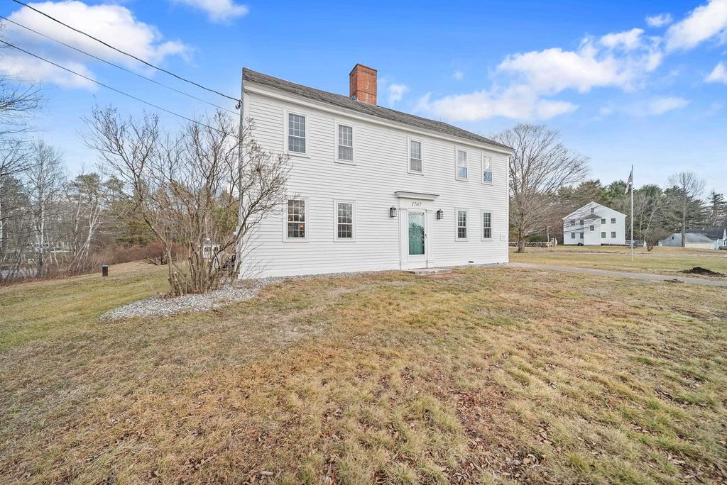 Photo of 454 Main Street, Fremont, NH 03044 (MLS # 5074411)