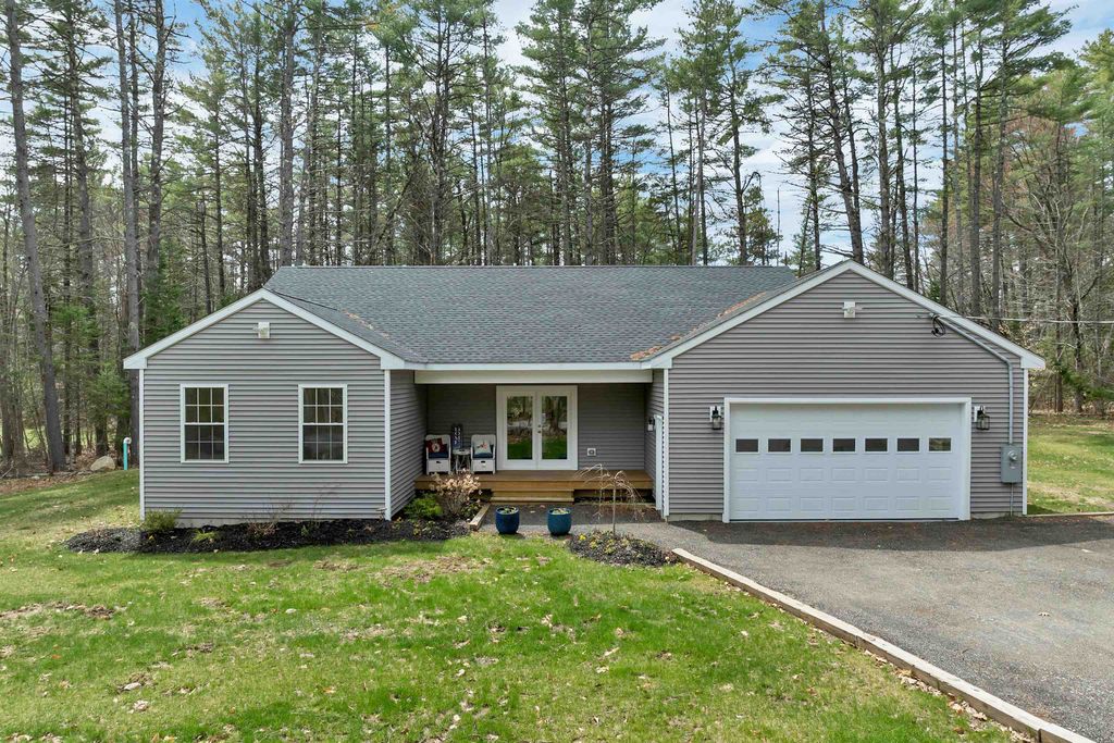 Photo of 185 Town House Road, Effingham, NH 03882 (MLS # 5073863)
