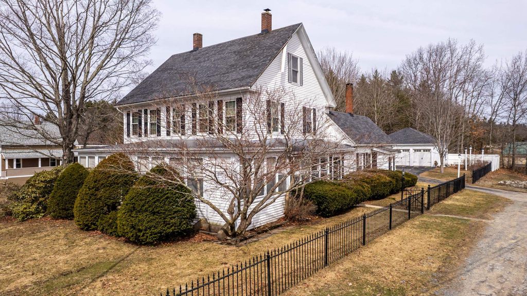 Photo of 308 Main Street, Fremont, NH 03044 (MLS # 5080427)