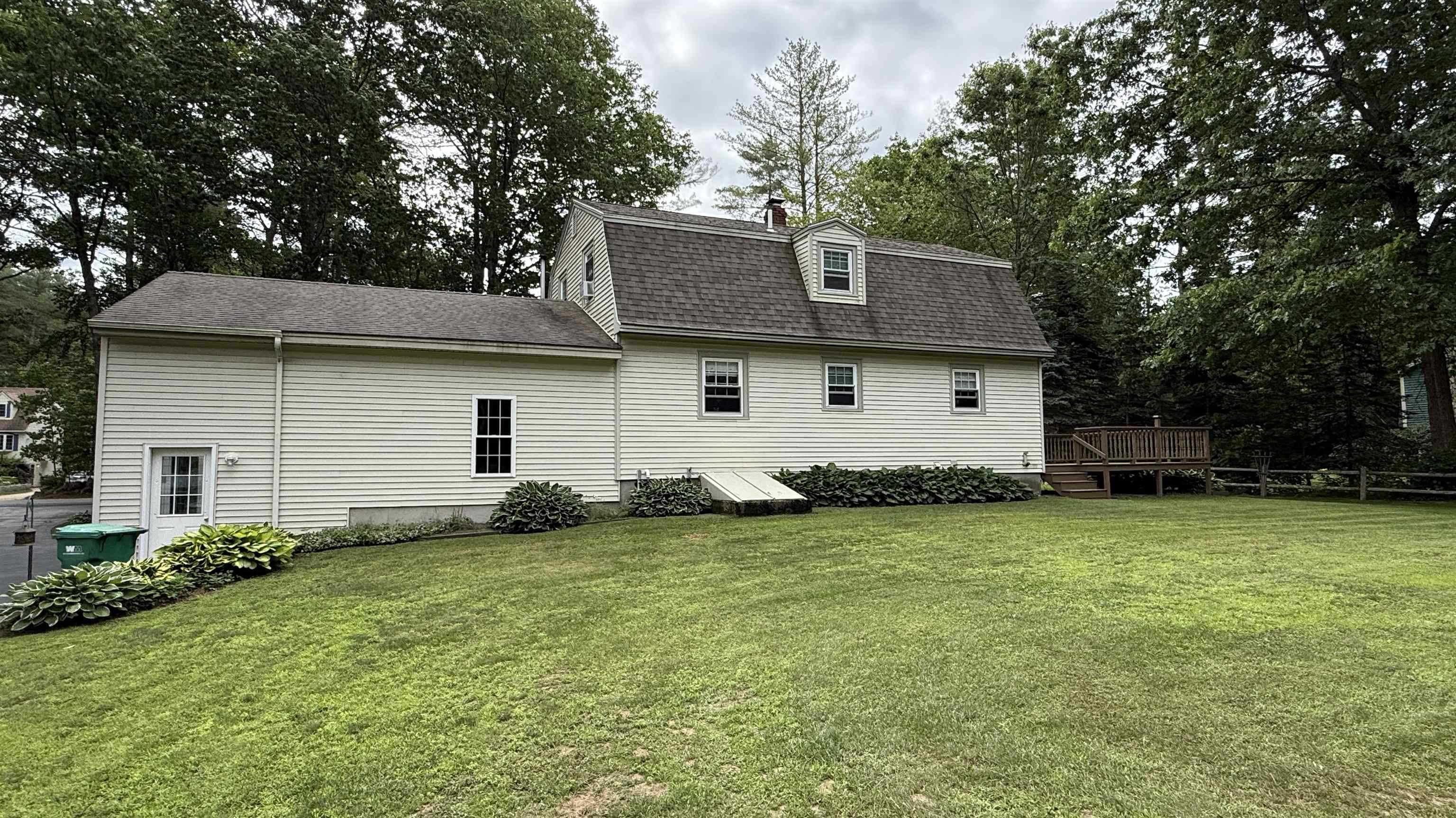 75 Leavitt Road