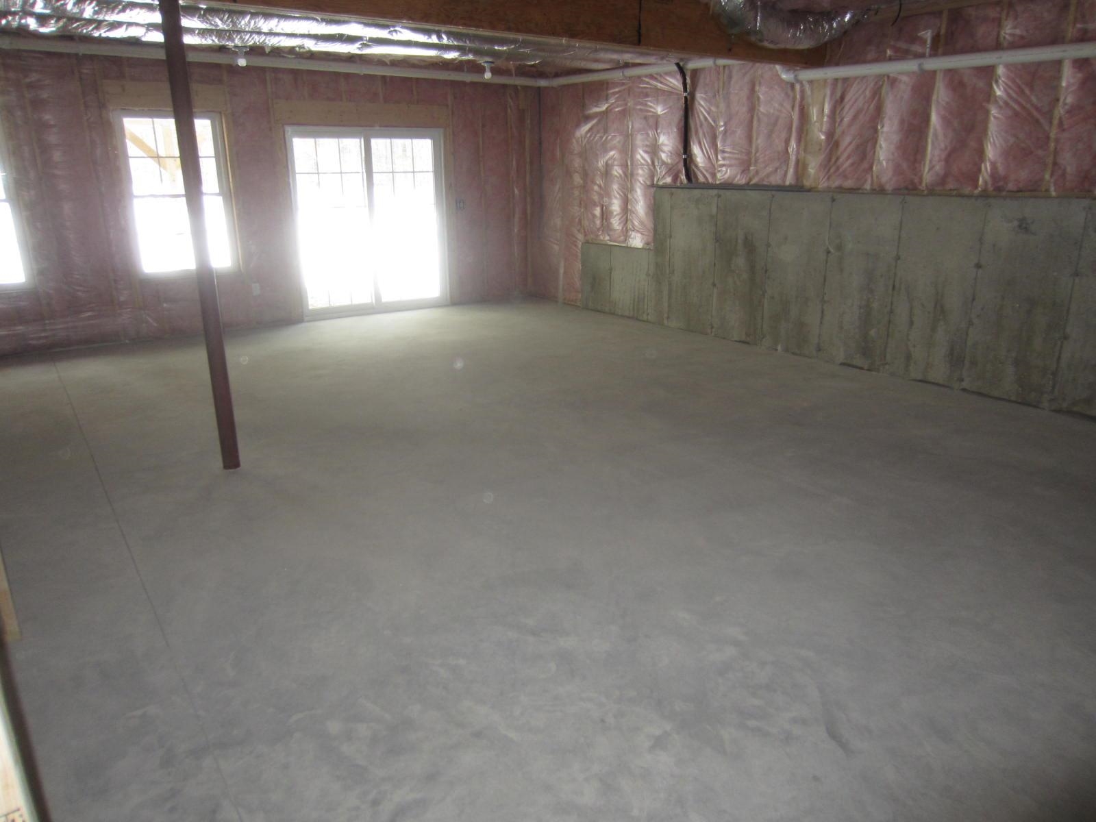 Chichester, New Hampshire 03258, United States, 3 Bedrooms Bedrooms, ,2 BathroomsBathrooms,Residential,Active,237180