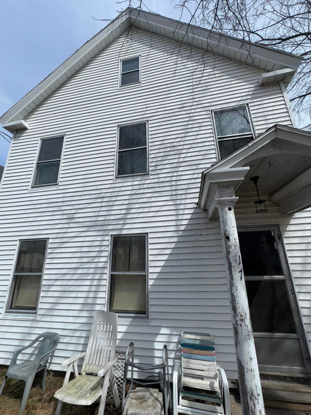 Photo of 17 Perham Street, Nashua, NH 03064 (MLS # 5085650)