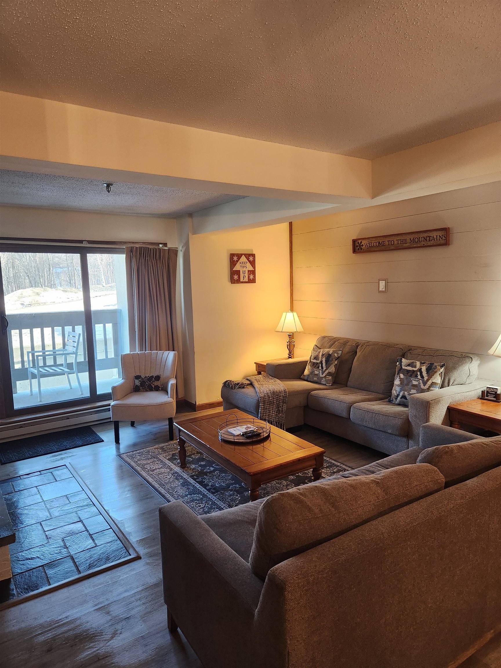 133 East Mountain Road 3B15