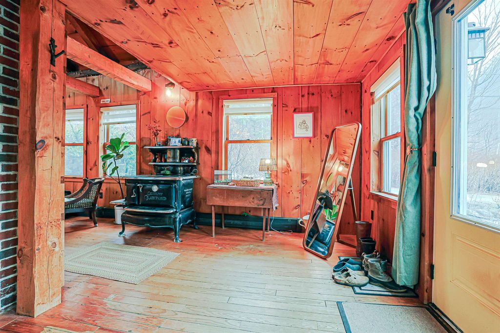 Photo of 60 Wilder Street, Peterborough, NH 03458 (MLS # 5082113)