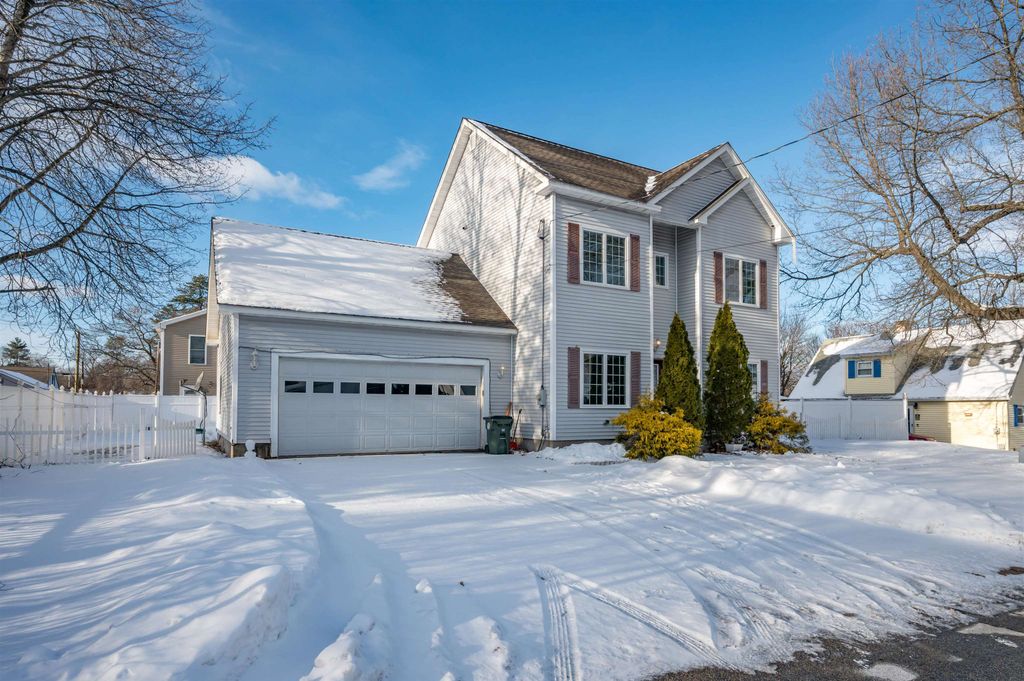 Photo of 69 Patterson Street, Manchester, NH 03102 (MLS # 5072200)