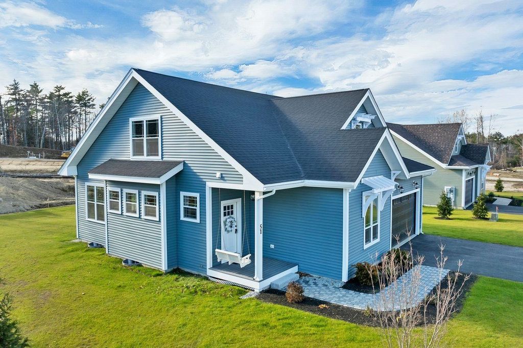 Photo of 51 Lady Walsingham Way #29, Laconia, NH 03246 (MLS # 5070416)