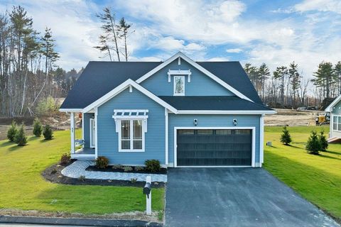 51 Lady Walsingham Way 29 Laconia NH 03246