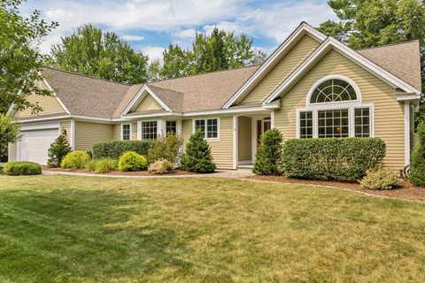 24 Mountain Overlook Wilmot NH 03287