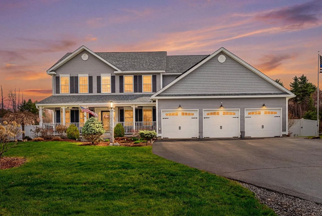 Photo of 30 Hunter Mill Way, Londonderry, NH 03053 (MLS # 5084810)