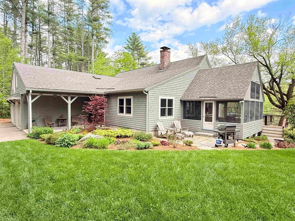 Photo of 14 Fox Run Road, Wilmot, NH 03287 (MLS # 5089853)