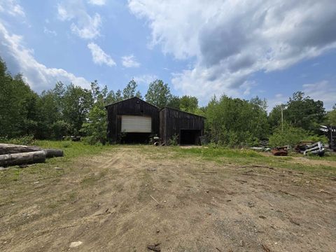 Photo of 564 Main Street, Fremont, NH 03044 (MLS # 5046818)