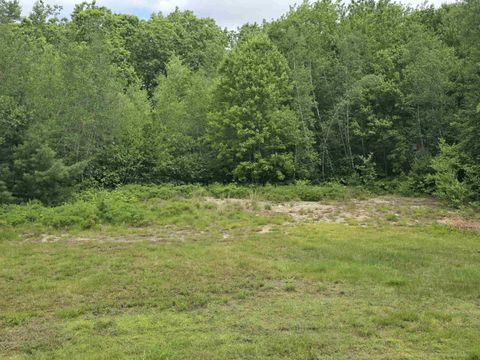 564 Main Street Fremont NH 03044