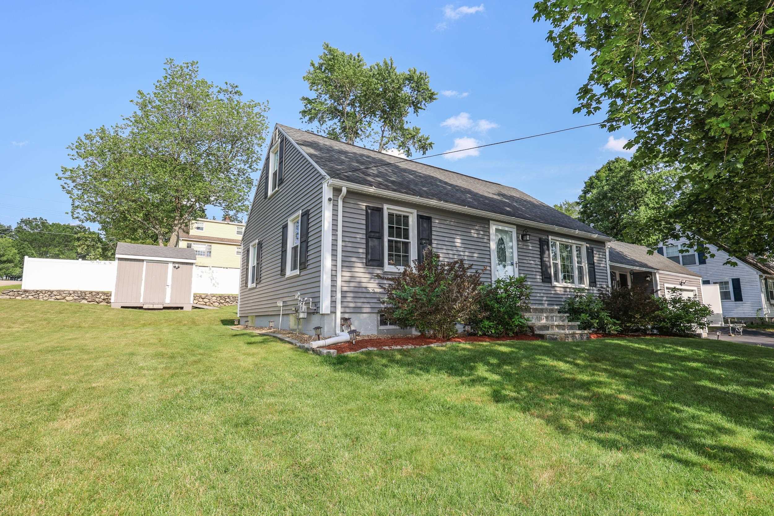 9 Meade Street