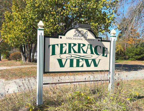 Photo of 204 Mechanic Street #12, Lebanon, NH 03766 (MLS # 5065995)