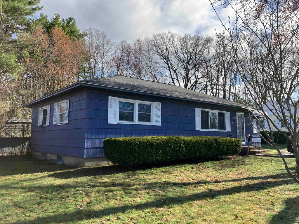 Photo of 120 Purdue Street, Manchester, NH 03103 (MLS # 5084108)