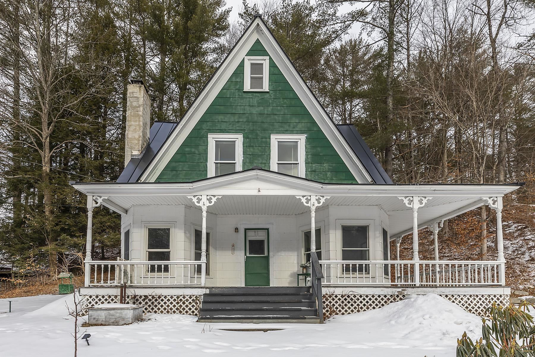 Londonderry, Vermont 05155, United States, 3 Bedrooms Bedrooms, ,2 BathroomsBathrooms,Residential,Pending,28758