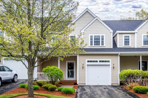 Photo of 7 Augustus Circle, Merrimack, NH 03054 (MLS # 5089177)