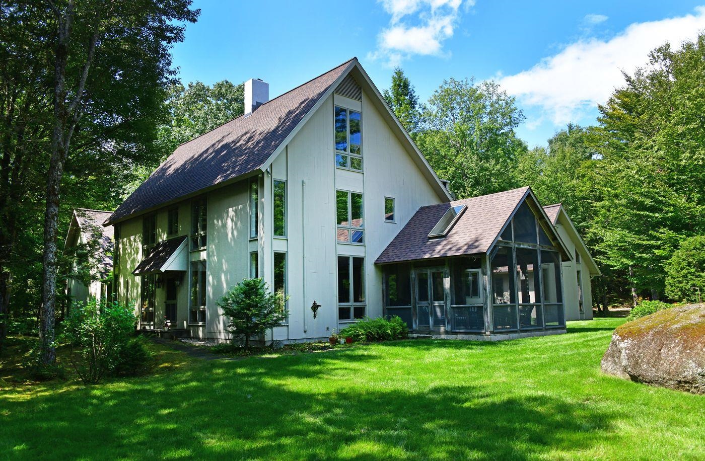 27 Lee Farm Road