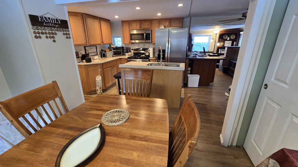 Photo of 19 West Stearns Avenue, Hooksett, NH 03106 (MLS # 5077856)