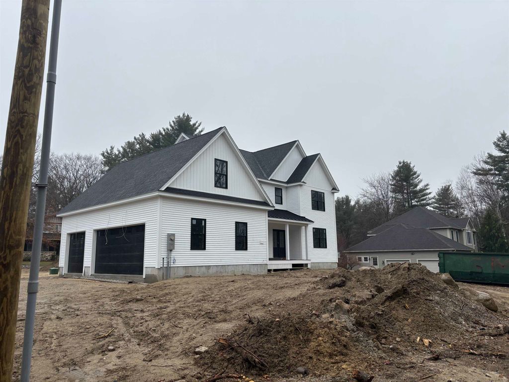 Photo of 61 Whitford Street, Manchester, NH 03104 (MLS # 5076268)