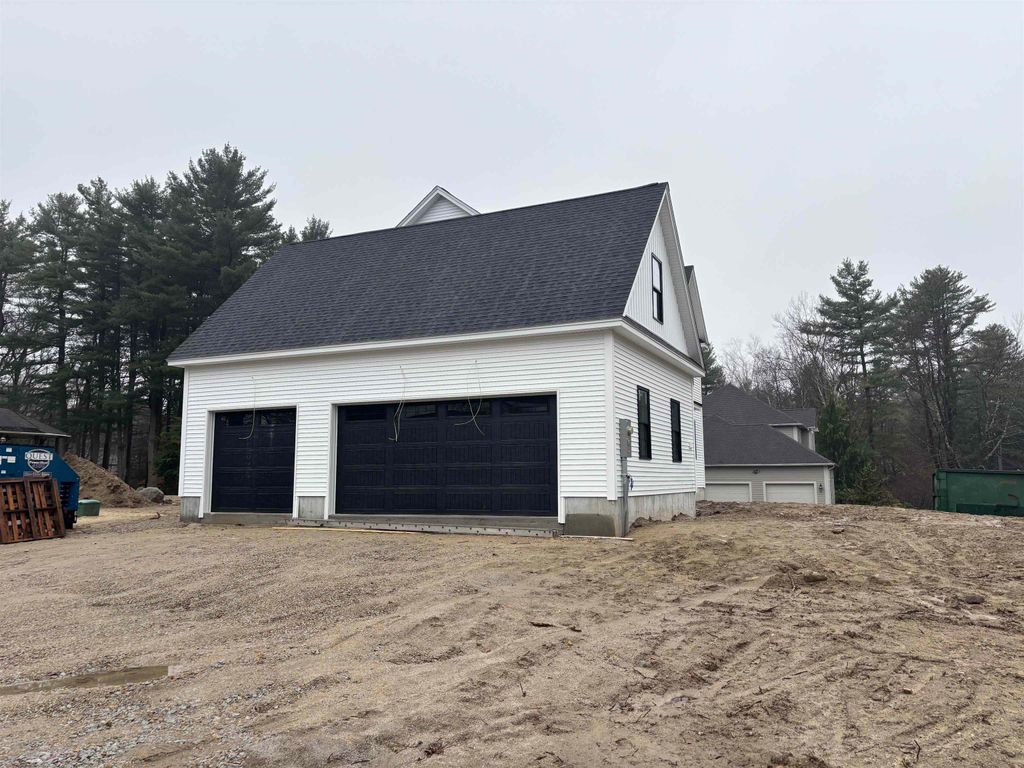 Photo of 61 Whitford Street, Manchester, NH 03104 (MLS # 5076268)