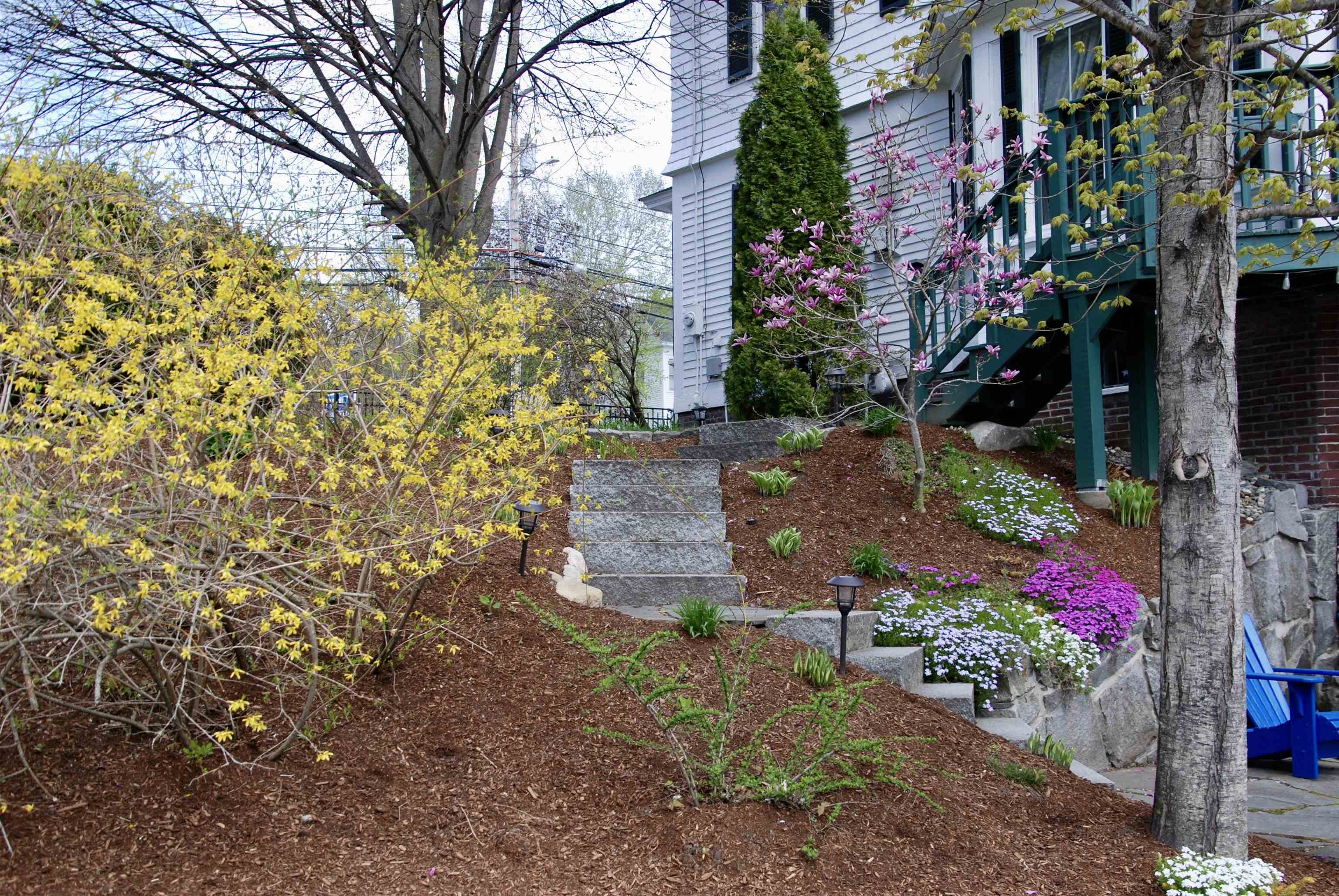 285 Pleasant Street