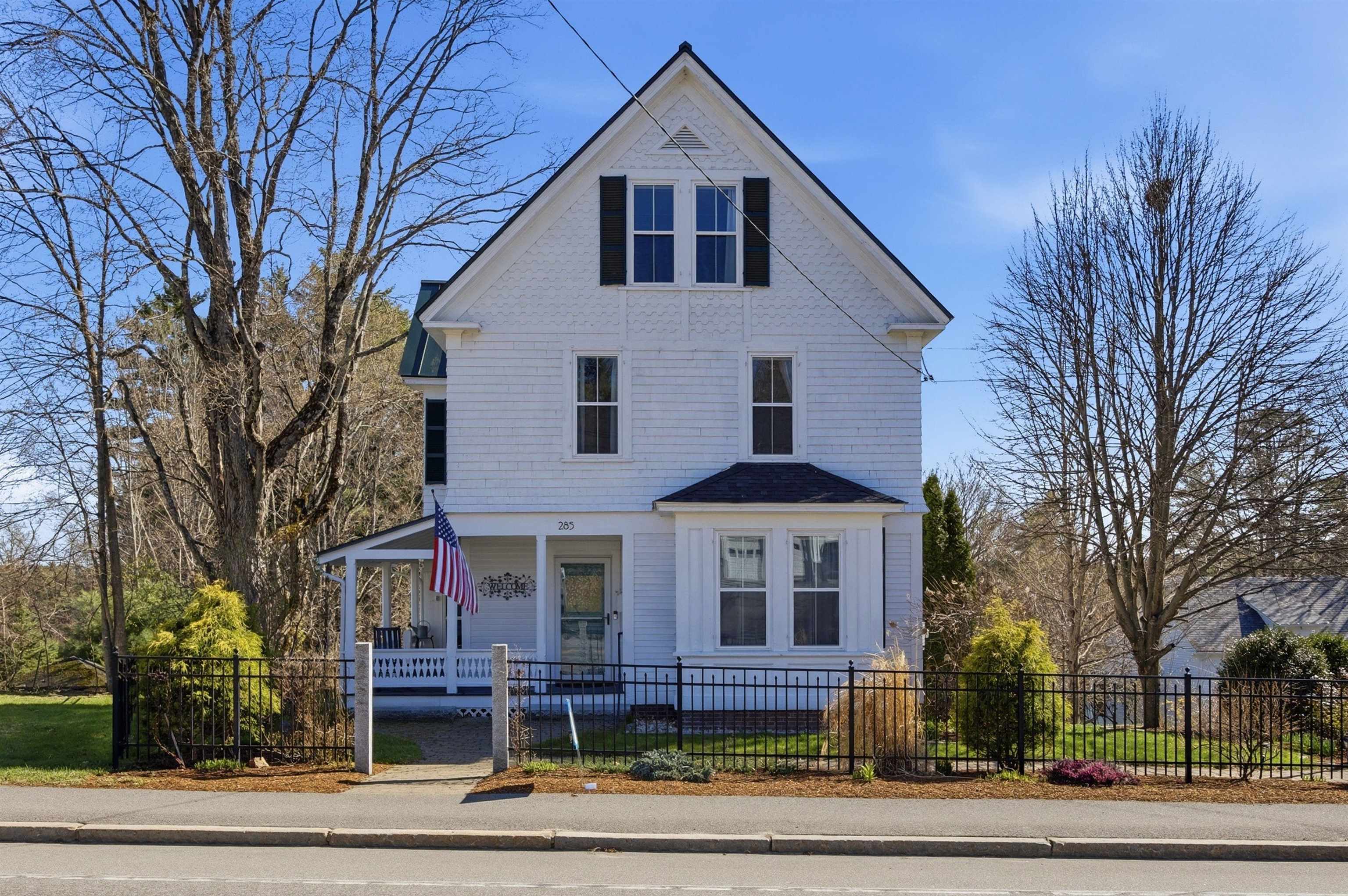 285 Pleasant Street