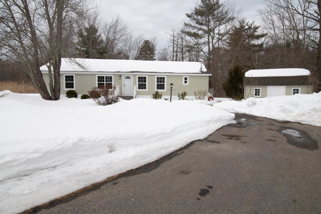 Photo of 36 Seabreeze Drive, North Hampton, NH 03862 (MLS # 5078133)