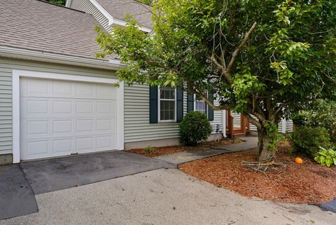 17 Echo Shore Drive Merrimack NH 03054