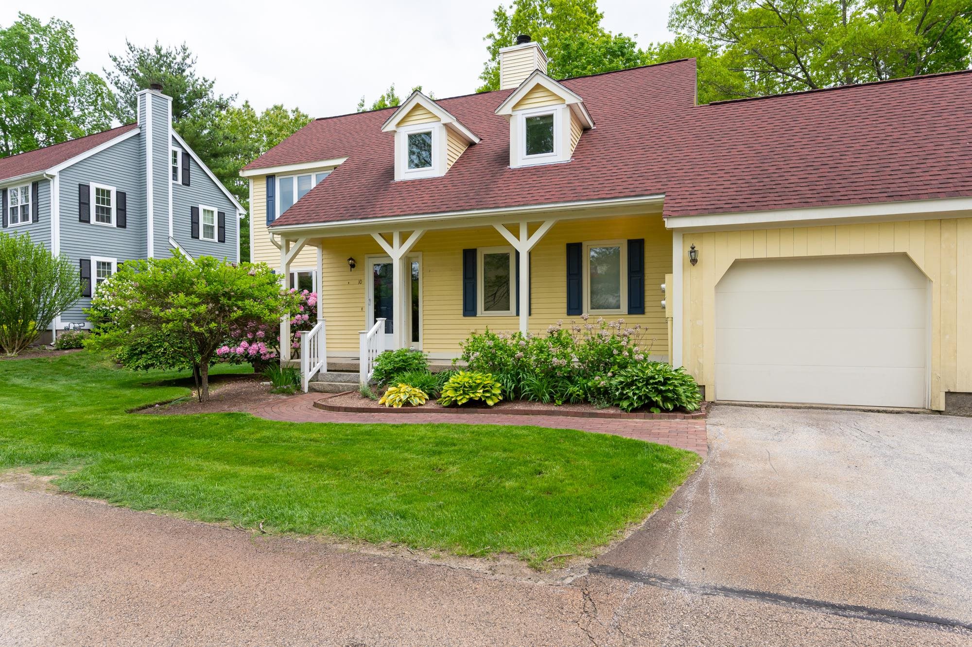 Nashua, New Hampshire 03063, United States, 3 Bedrooms Bedrooms, ,3 BathroomsBathrooms,Residential,Pending,140203